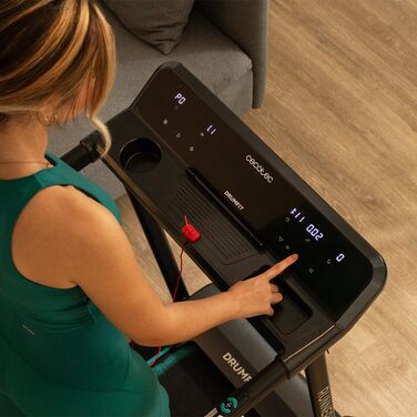 Біговий доріжки Cecotec DrumFit WayHome: нахил, масажний пояс, гантелі, широка бігова поверхня, 1-18 км/год, 12 програм