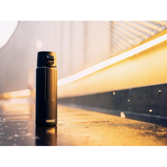 Термочашка SIGG Gemstone ONE 0.5 л, ізольована, з нержавіючої сталі, герметична, для кави to go, без шкідливих речовин, Obsidian