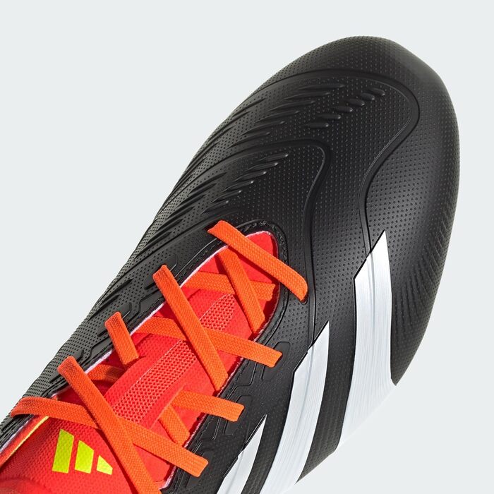 Футбольні бутси Adidas Predator League для твердого поля, унісекс, 46 EU, чорний/білий/червоний
