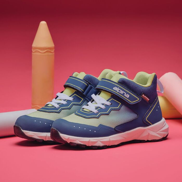 Дитячі трекінгові черевики Alpina Breeze Jr Mid – водонепроникні, з мембраною Alpitex та антиковзкою підошвою, розміри 36-39