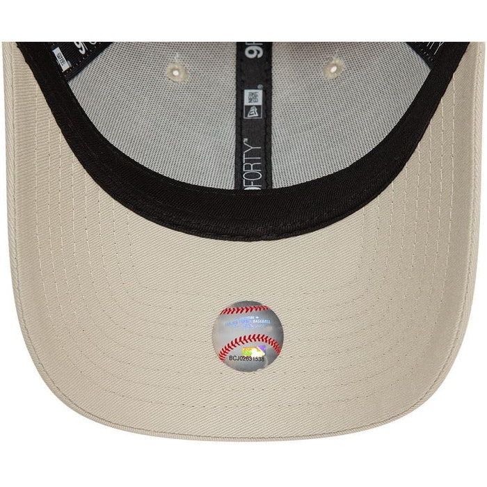 Кепка New Era New York Yankees MLB League Essential 9Forty, бежево-біла, універсальний розмір