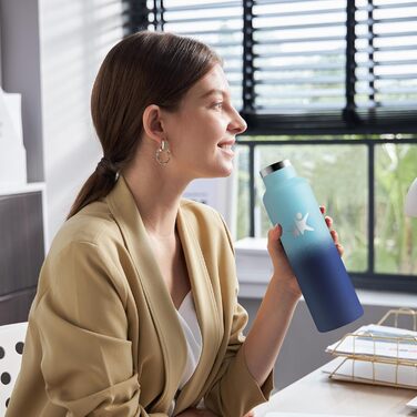 Термос-пляшка KollyKolla 750 мл, пляшка для води з содовою, витокозахисна, з трубочкою, без BPA, подвійні стінки, вакуумна ізоляція, для школи, подорожей, кемпінгу, блакитний + темно-блакитний