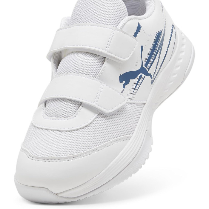 Дитячі кросівки для залу Puma Varion II V Jr Indoor Court Shoe, білі/сині, р. 34 EU