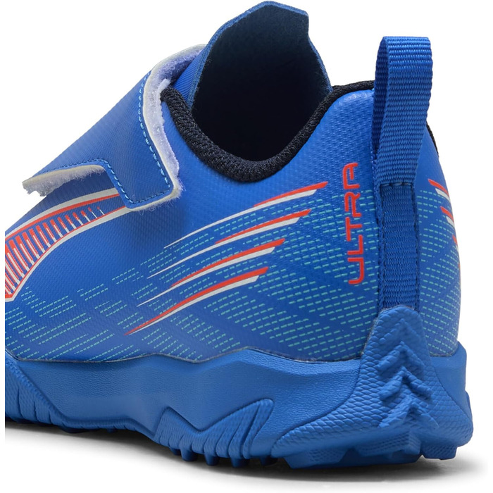 Дитячі футбольні бутси PUMA Ultra 6 Play V Tt Jr - унісекс, розмір 27 EU, кольори: ультра-синій, білий, червоний (світловий ефект)