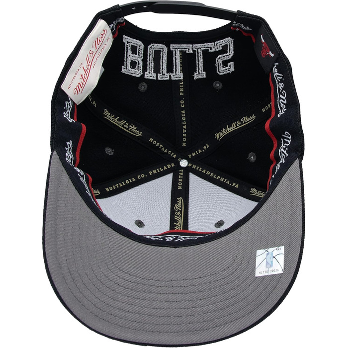 Кепка Mitchell & Ness Chicago Bulls Classic Red Snapback, чорна, універсальний розмір