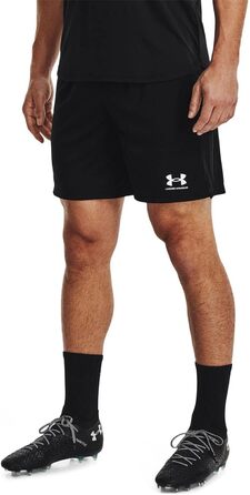 Чоловічі бігові шорти Under Armour Challenger Core Short M, чорні