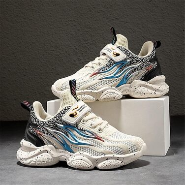 Дитячі кросівки для активного відпочинку: легкі, зручні, дихаючі. Підходять для хлопчиків та дівчаток, розмір 28-39 EU, білі.