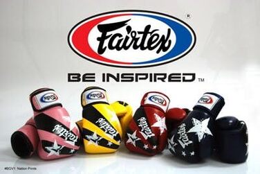 Боксерські рукавички Fairtex Nation 473 г червоні, з принтом