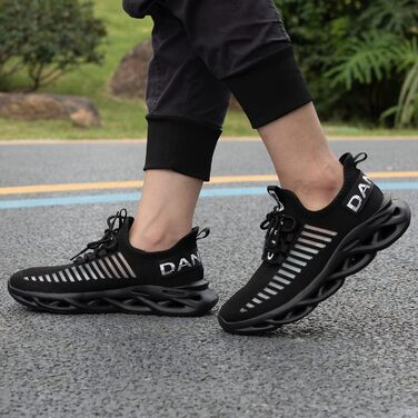 Кросівки для бігу DANNTO - чоловічі та жіночі, спортивні, легкі, дихаючі, з антиковзаючою підошвою, для занять у залі, фітнесу, вуличної бігової підготовки, чорні, 44 EU