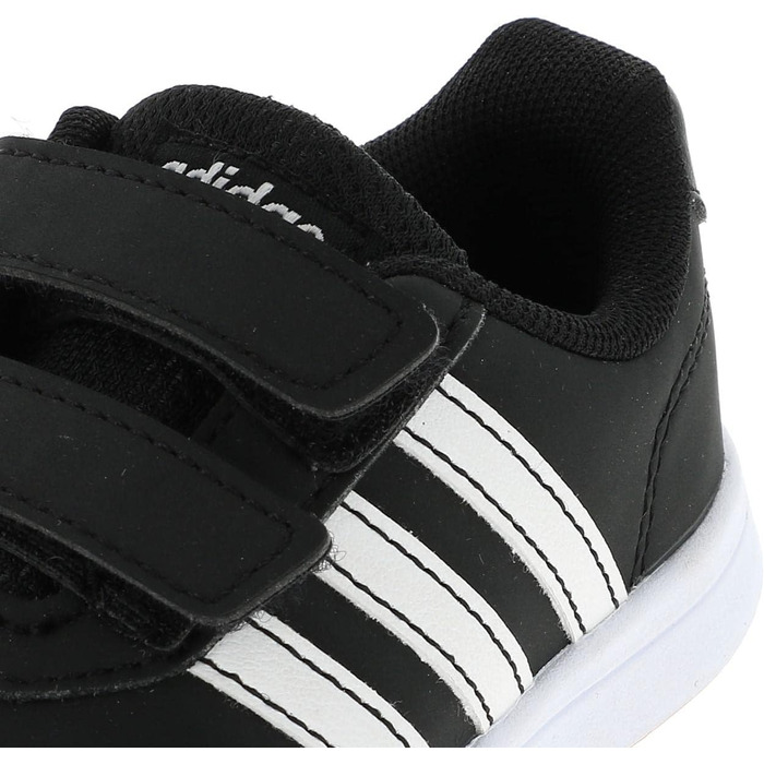Дитячі кросівки Adidas Vs Switch 2 K для бігу (18 EU, чорний/білий/гірчичний)