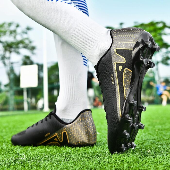 Футбольні бутси KUUK для штучного газону та залу, чоловічі та дитячі. Тренувальні бутси для гри в залі та на вулиці. Білі та чорні моделі (46 EU, 2286 Ag)