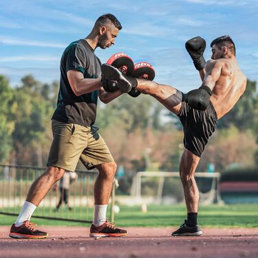 Боксерські рукавички RDX Maya Hide для боксу, ММА, кікбоксингу та таekwondo. Рукавички для тренувань з ударів, шкіряні, білі та чорні.