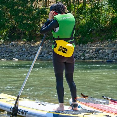 Водонепроникний мішок Dry Bag 30L з регульованим плечовим ременем. Ідеально для каякінгу, сплаву, туризму, кемпінгу та сноубордингу. Жовтий колір