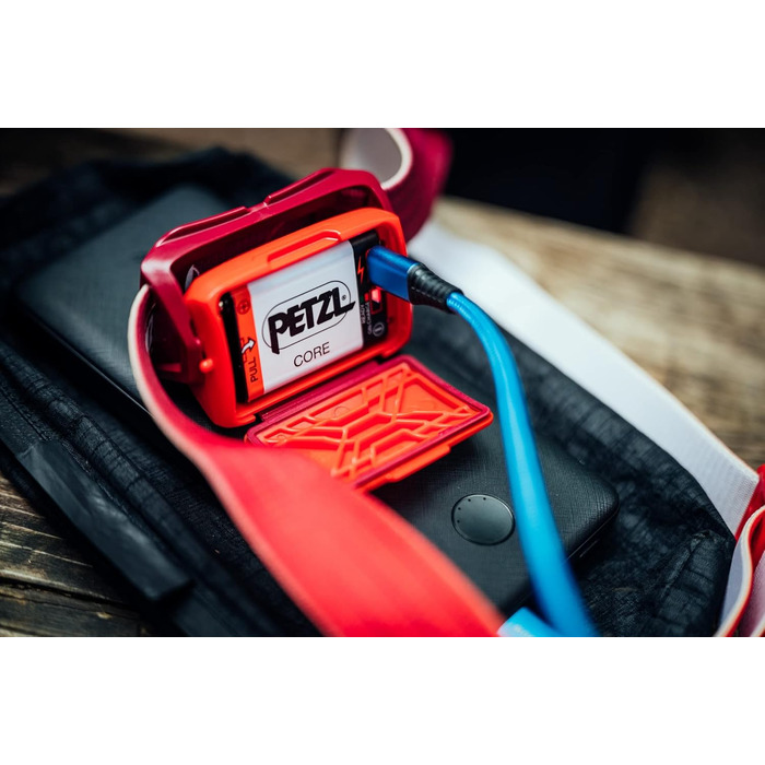 Ліхтар на голову Petzl Actik - сірий, унісекс