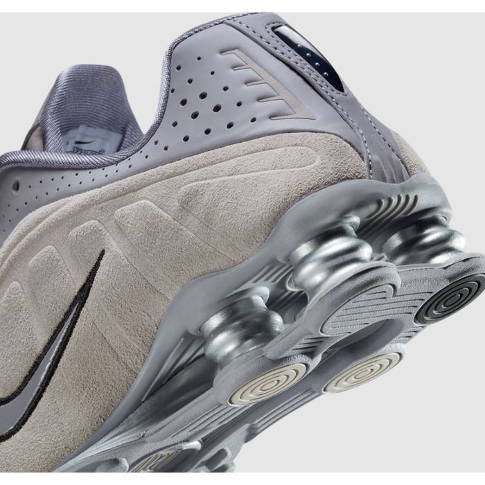 Кросівки Nike Shox R4 жіночі/підліткові, р. 37,5, спортивні та зручні