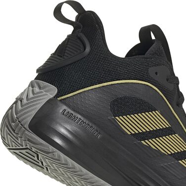 Чоловічі кросівки Adidas Own The Game 3, 42 EU, чорний/золотий/сірий