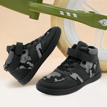 Дитячі трекінгові черевики Kinder: зручні та теплі зимові черевики для активного відпочинку (32 EU)