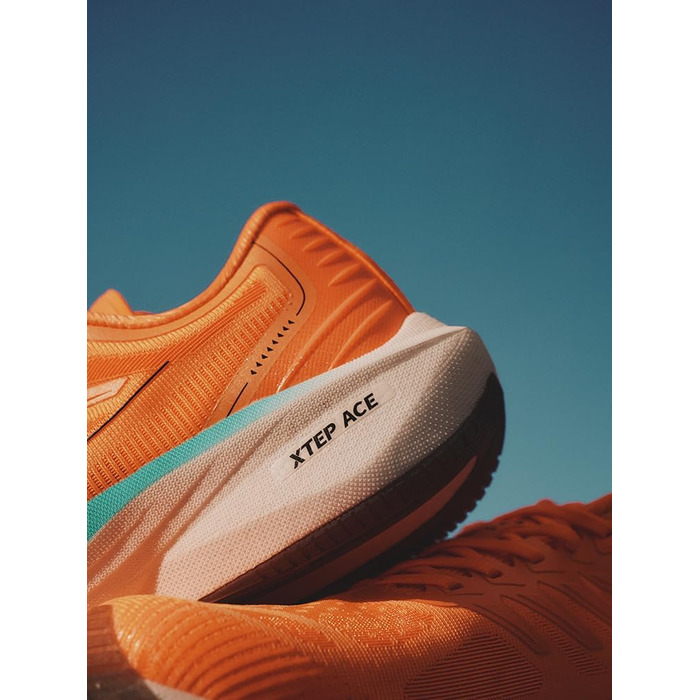 Чоловічі бігові кросівки XTEP One-Piece, літні, сітчасті, дихаючі, з амортизацією, для бігу та спорту (44 EU, флуоресцентний помаранчевий)