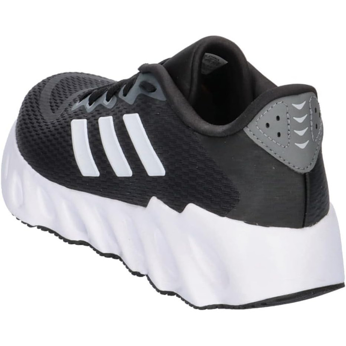 Кросівки для бігу Adidas Switch FWD, 42 EU, чорний/білий/срібний