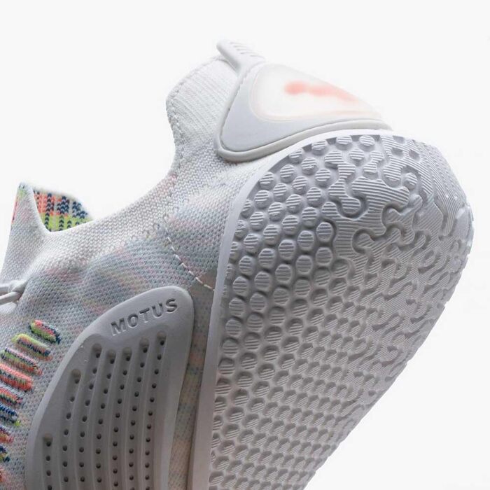 Кросівки жіночі VIVOBAREFOOT M Flex Textile Synthetic, 39 EU, білі