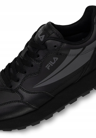 Чоловічі спортивні кросівки Fila Hypert, р. 43 — модні, зручні та легкі