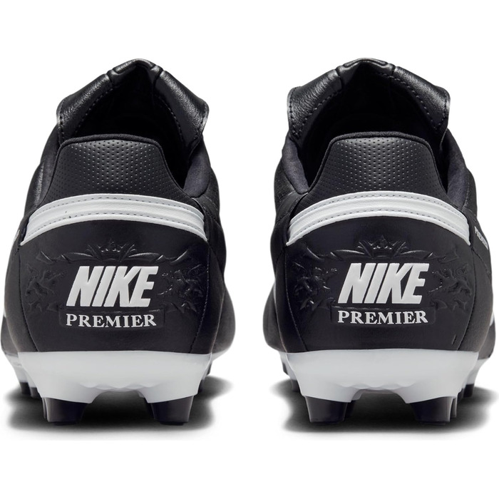 Кросівки футбольні Nike Premier 3 SG-Pro Anti-Clog Traction чорно-білі 42.5 EU