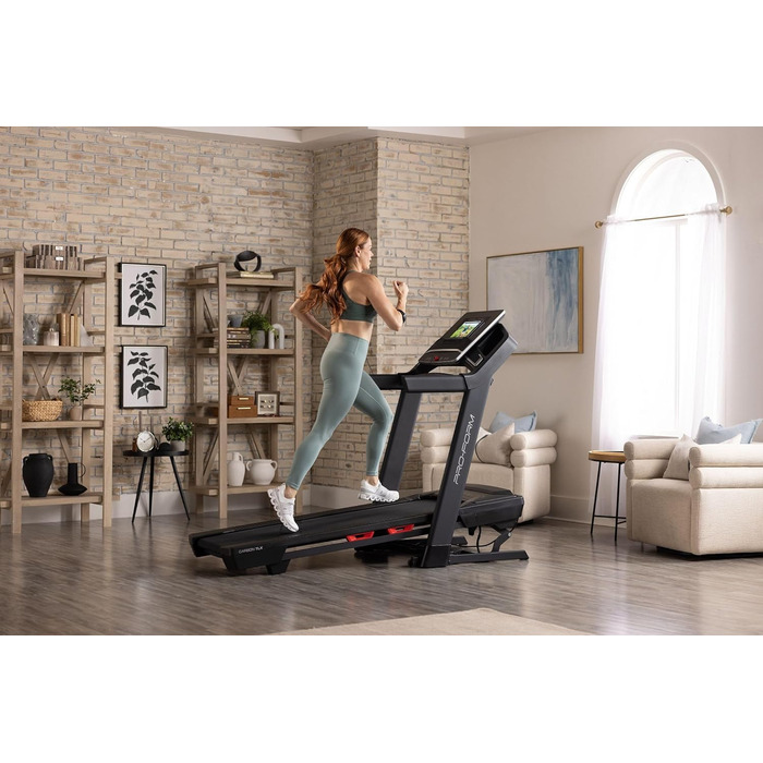 Бігова доріжка ProForm Carbon TLX - для ефективних кардіотренувань