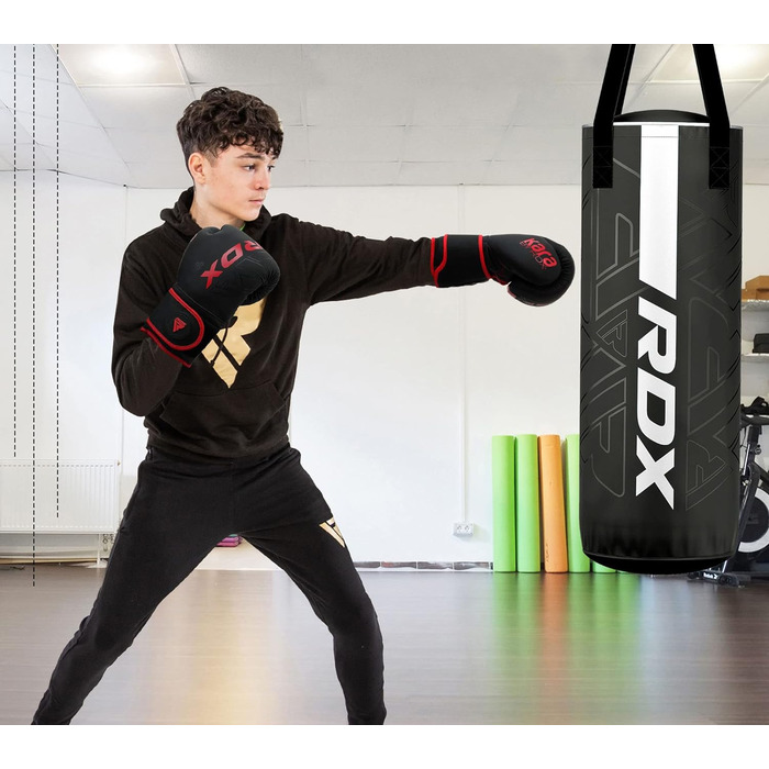 Дитячі боксерські рукавички RDX для муай-тай, кікбоксингу та MMA, шкіра Maya Hide, модель KARA, для спарингу та тренувань, чорні, 6oz/8oz
