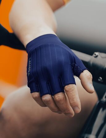 Велосипедні рукавички Ameda: тонкі літні, дихаючі, з нековзким покриттям для шосейних та гірських велосипедів. Для чоловіків та жінок, зелені (M, Синій)