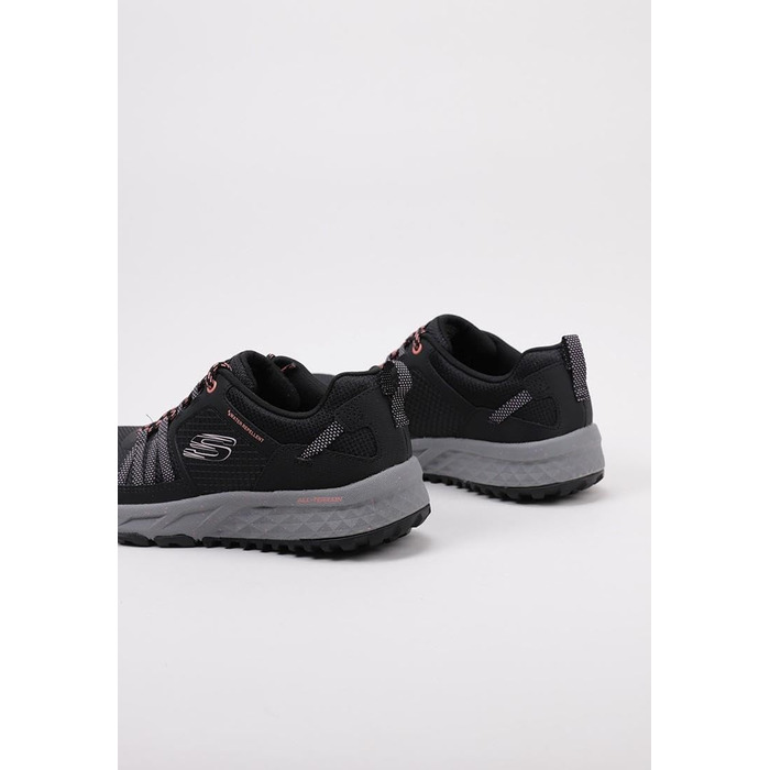 Жіночі туристичні черевики Skechers Escape Plan, чорна шкіра, сітка, рожева окантовка (35 EU)