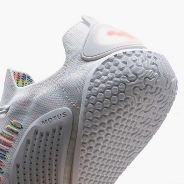 Кросівки жіночі VIVOBAREFOOT M Flex Textile Synthetic, 39 EU, білі