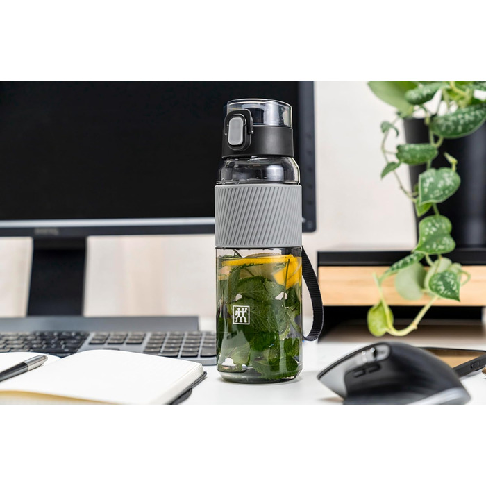 Фляга ZWILLING Tritan 680 мл, темно-зелена, без BPA - для спорту, офісу та відпочинку