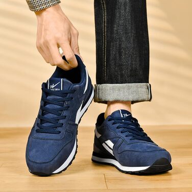 Чоловічі кросівки для бігу та занять спортом: легкі, дихаючі, з антиковзкою підошвою, чорно-сірі, розміри 39-45 EU, 44 EU, темно-синій