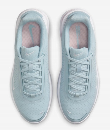 Жіночі кросівки Nike Air Zoom Upturn SC, р. 44,5 — зручне та стильне спортивне взуття
