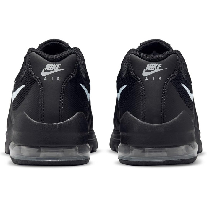 Чоловічі кросівки Nike Air Max Invigor (749680-003) чорний/сірий, розмір 38 EU