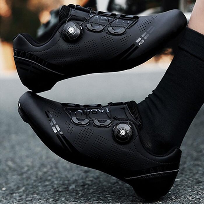 Велотуфлі для жінок та чоловіків, шосейні велотуфлі з клітами, унісекс SPD, для гірського та шосейного велосипедів, сумісні з велотренажерами, для їзди в приміщенні та на вулиці, розміри 36-47 EU, 40 EU, чорні