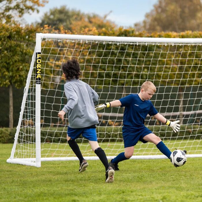 Ворота для футболу FORZA 1,8м x 1,2м | Устійчиві до погодних умов, PVC | Для дітей та дорослих | Міцні, для саду та тренувань | Опції: цільова плівка, м'яч, сумка для перенесення