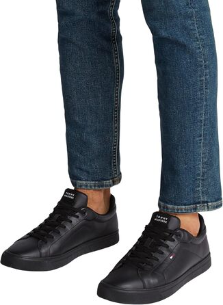 Чоловічі шкіряні кросівки Tommy Hilfiger Low Icon Court Leather Flag Essential, чорні, розмір 46 EU