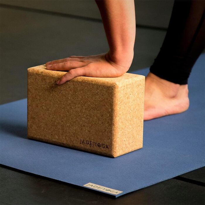 Йога-блок JadeYoga з корку, екологічний, для фітнесу та йоги
