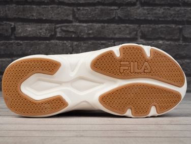 Жіночі спортивні кросівки Fila, розмір 37