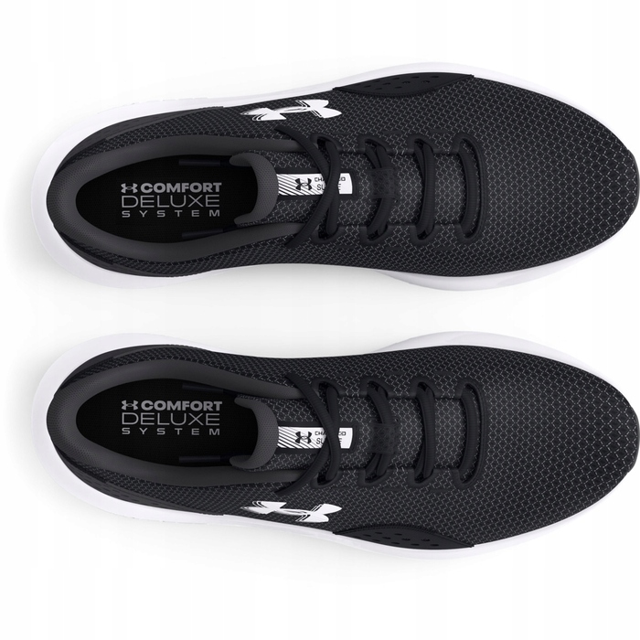 Жіночі бігові кросівки Under Armour Charged Surge 4, чорні, 40