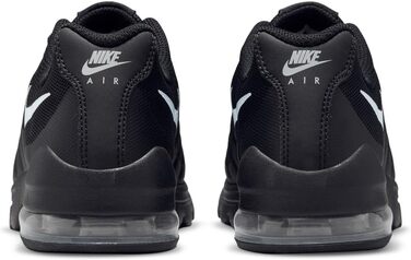 Чоловічі кросівки Nike Air Max Invigor (749680-003) чорний/сірий, розмір 38 EU