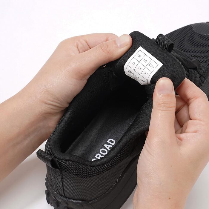 Дитячі кросівки для школи та спорту: зручні, дихаючі, чорні (H5003black)