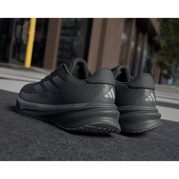 Чоловічі бігові кросівки Adidas Supernova M GTX 46 2/3 EU (Cblack/Ironmt/Cblack)