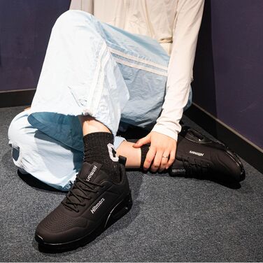 Жіночі кросівки для бігу та занять спортом: біг, теніс, фітнес. Розміри EU 36-42, кольори: чорний, білий, блакитний, рожевий. Модель Dwg823