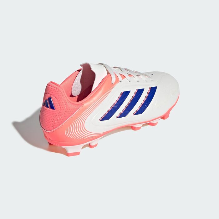 Дитячі футбольні бутси adidas Copa Pure III Club для гри на твердих та універсальних майданчиках (36 2/3 EU, білий, синій, корал)