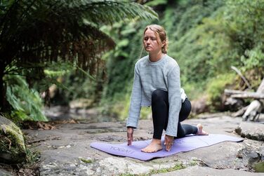 Килимок для йоги YOGATI, неслизький та товстий, з позначками для вирівнювання тіла, спортивний килимок для дорослих та дітей, ідеальний для пілатесу та фітнесу