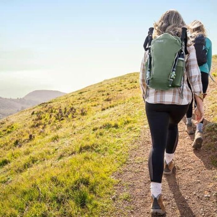 Рюкзак для пиття Camelbak Cloud Walker 18 л, 2 л, темно-чорний