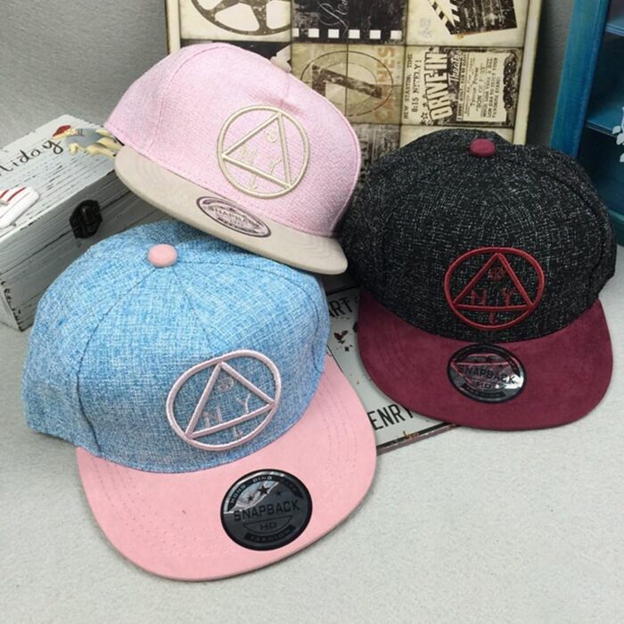 Дитяча кепка-бейсболка Belsen Hip-Hop з трикутним візерунком, чорна, універсальний розмір