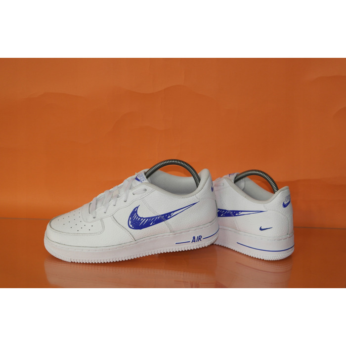 Жіночі спортивні кросівки Nike Air Force 1, розмір 40